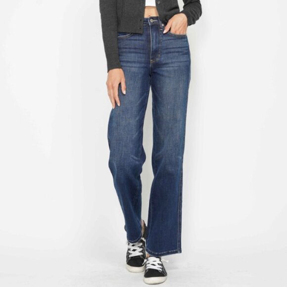 Judy Blue Tummy Control Classic Straight Leg Jeans - Picture 1 of 3